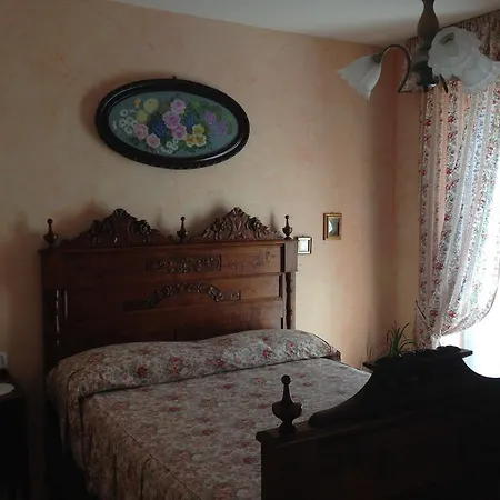 Al Balcone Fiorito Nocleg ze śniadaniem